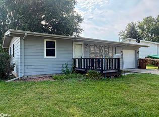 102 2nd Ave, Audubon, IA 50025