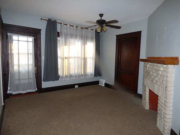 Living Room Door to Front Porch
