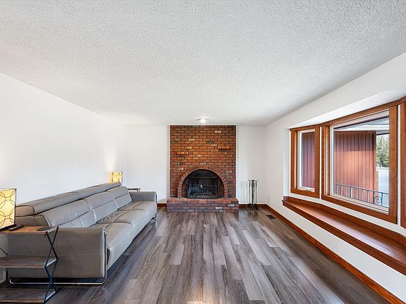 5th image of 27509 N Bear Lake Rd