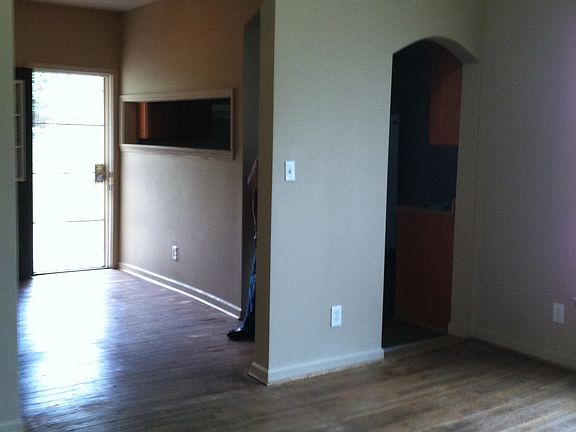 4th image of 1007 Tunnel Blvd