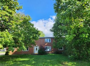 476 Graham Rd, Cuyahoga Falls, OH