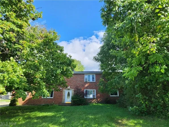 476 Graham Rd, Cuyahoga Falls, OH 44221
