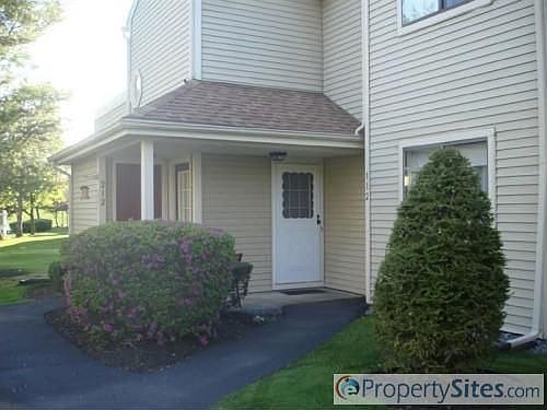 2nd image of 112 Victory Way