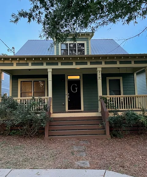 270 Lake St — Photo 1