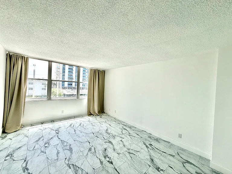 2101 S Ocean Dr #306 — Photo 9