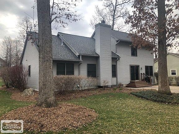 3rd image of 4427 Red Oak Blvd