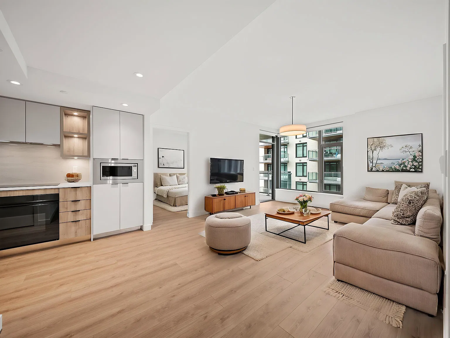 2 bed, 989 sqft, $3,900 — Photo 2