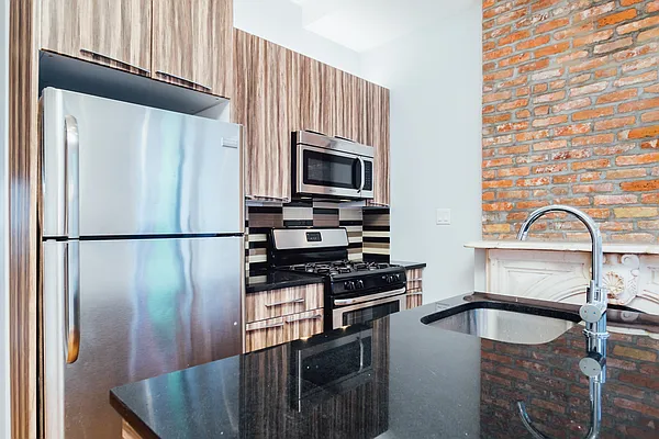 Rented by Nooklyn NYC LLC | media 17