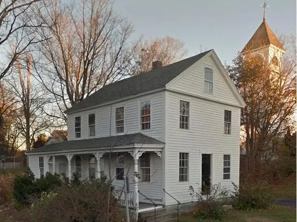 8 Concord Rd, Acton, MA 01720