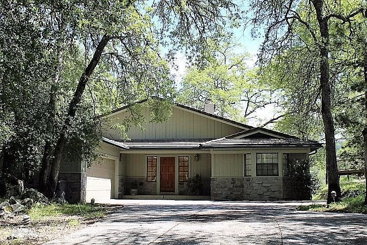 1st image of 13665 Forest Park Cir