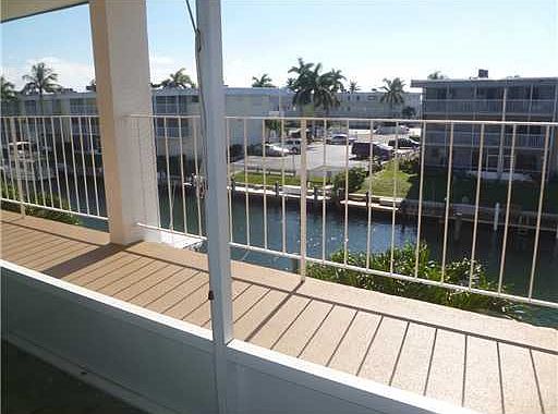 3rd image of 110 Shore Ct #3110