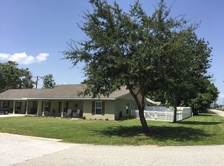 1425 Sherman Ave, Tavares, FL 32778