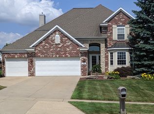 8936 Conifer Ridge Dr SW, Byron Center, MI 49315