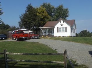 69 Ridge Rd, Austinville, VA 24312