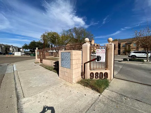 9809 Sterling Loop #C15 — Photo 9