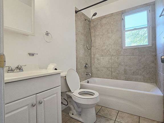 2nd image of 331 Sawmill Rd