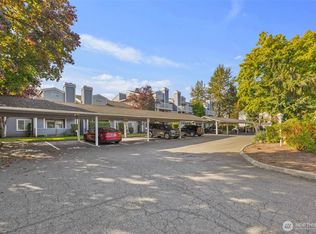 22831 30th Ave S APT 304, Des Moines, WA
