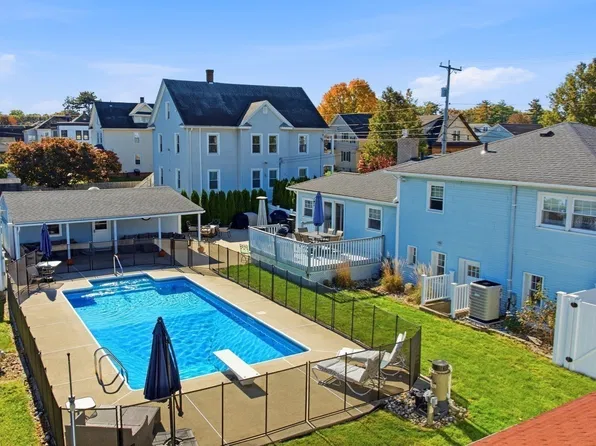83 Wheatland Ave, Chicopee, MA 01020