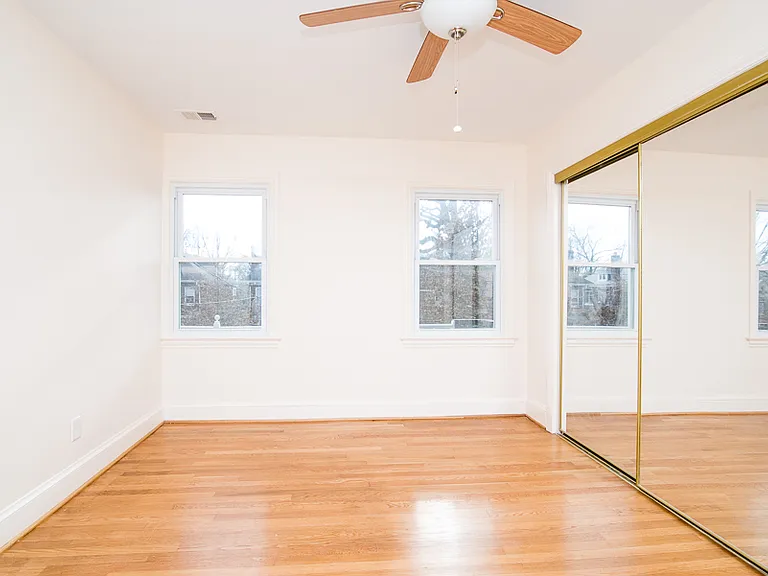1731 Taylor St NW — Photo 18