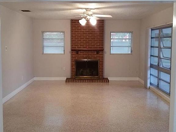 4th image of 3506 Mayflower Ln