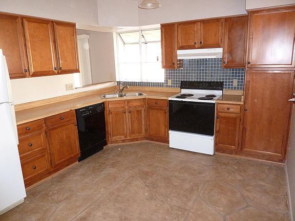 2nd image of 5534 W Desert Cove Ave