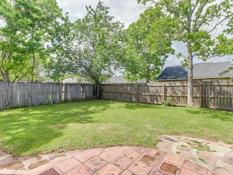14160 Maple Ct — Photo 22