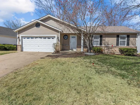 1285 Poseidon Ct, Saint Peters, MO 63376