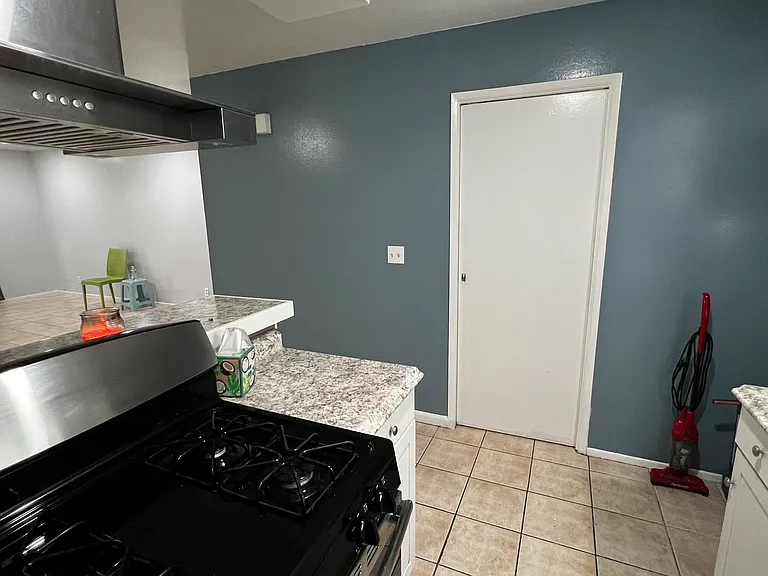 1800 W Gramercy Ave #59 — Photo 6