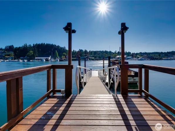 7926 Goodman Drive NW, Gig Harbor, WA 98332