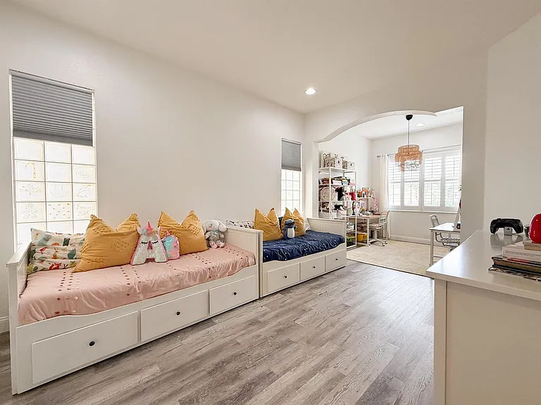 167 Isle Verde Way — Photo 10