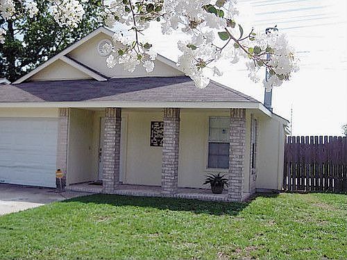1st image of 14806 Gladewick Dr