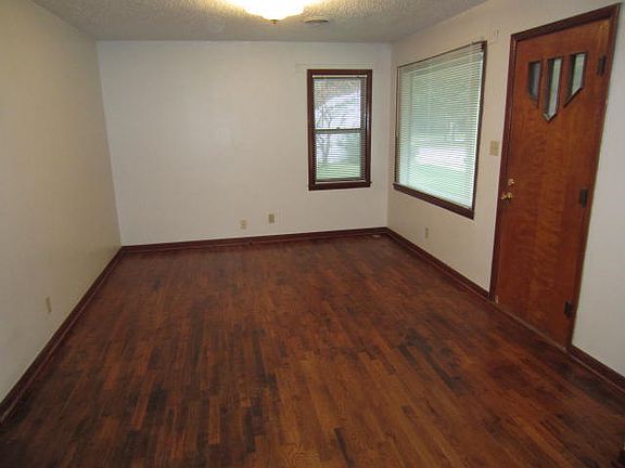 Living Room_10072016