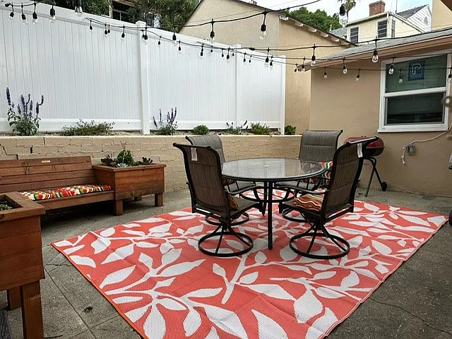 3249 Rowena Ave #3 — Photo 36