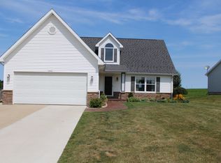 6413 Beechwood Dr, Cass City, MI 48726