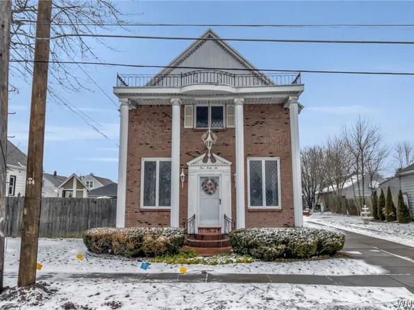 146 David Ave, Cheektowaga, NY 14225