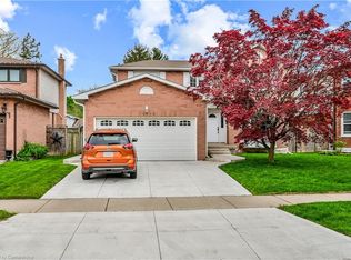 3408 Bristol Dr, Burlington, ON L7M1Z1