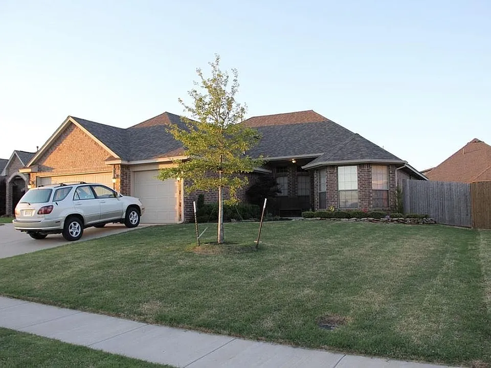 2336 NW 157th Ter