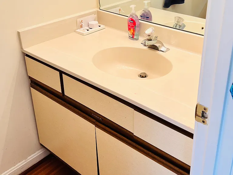 Half bath opposite to kitchen on man floor
