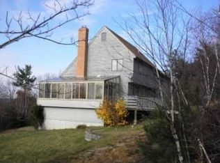 529 Barn Door Gap Rd, Strafford, NH 03884