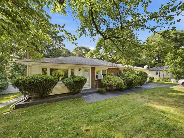 330 Lake St, Shrewsbury, MA 01545