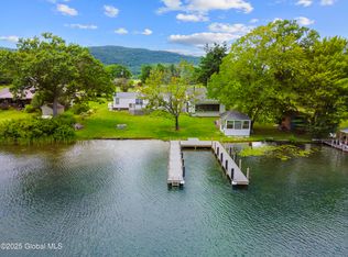 77 Sagamore Dr, Ticonderoga, NY 12883