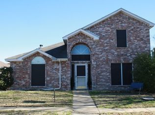 2512 Hidden Springs Dr, Mesquite, TX 75181