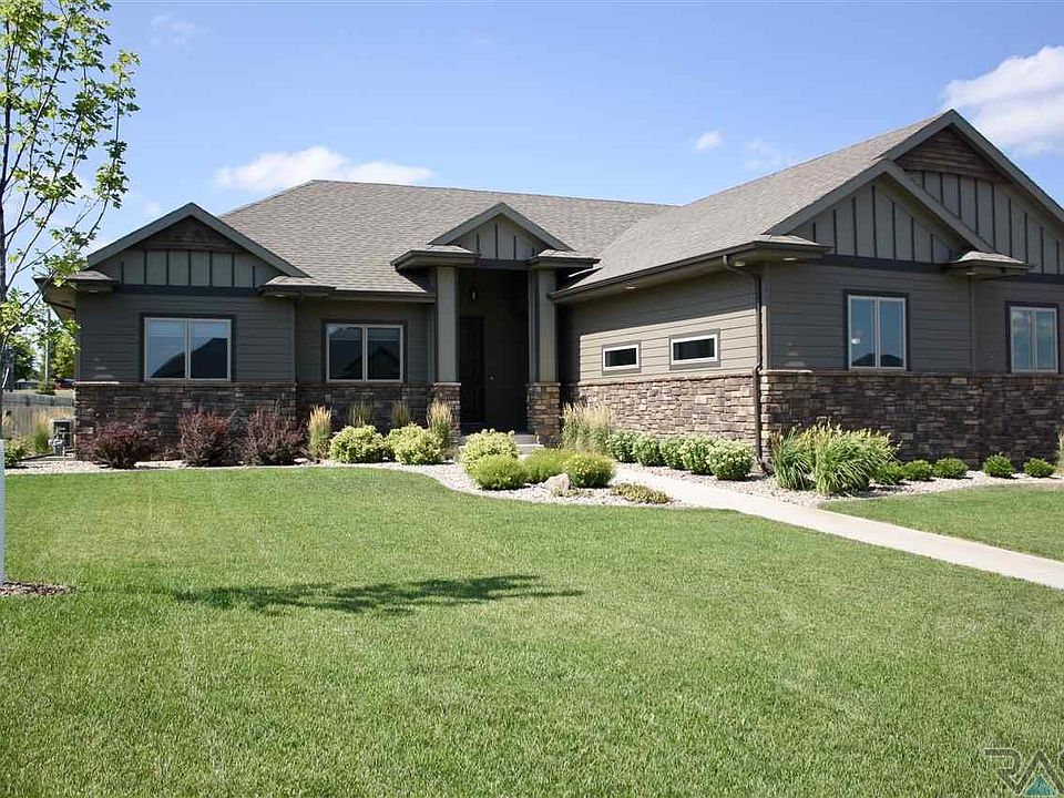 1st image of 2808 W Leighton Cir