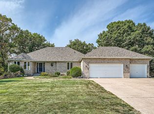 1389 Currie St N, Maplewood, MN 55119