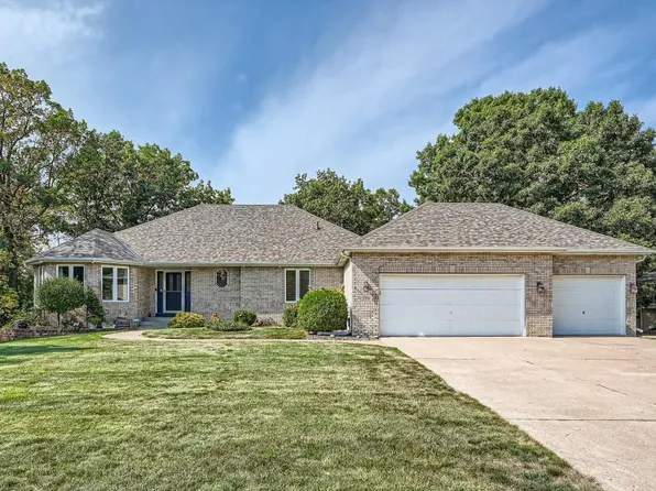 1389 Currie St N, Maplewood, MN 55119