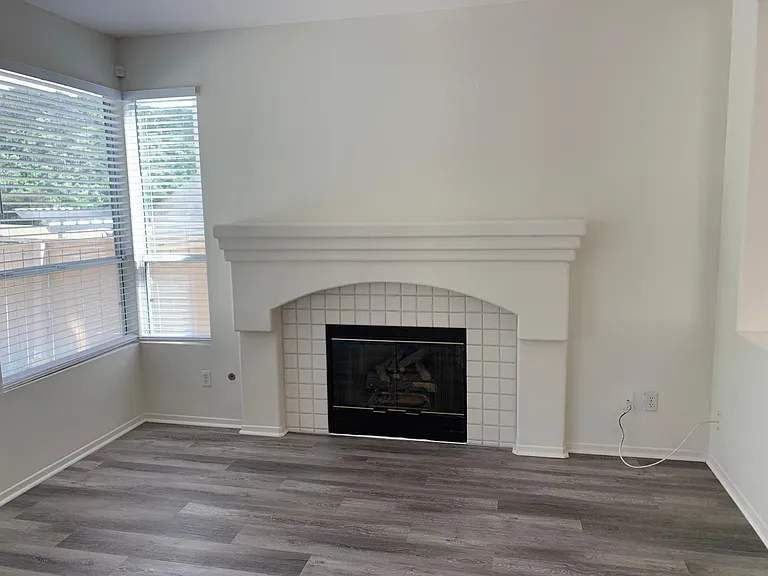 565 Kiley Rd — Photo 5
