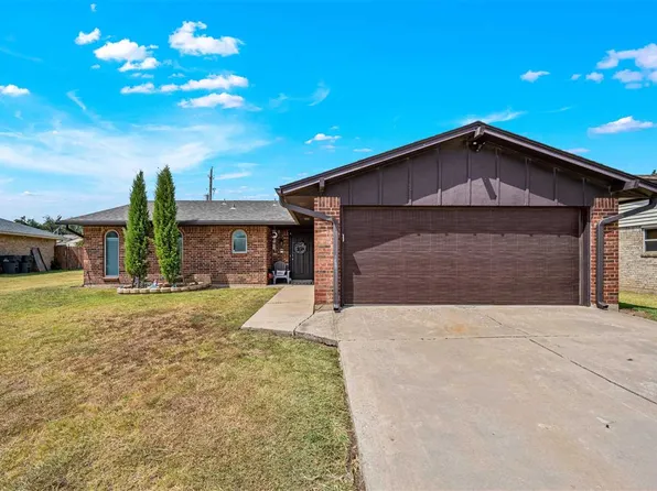 1604 NW 75th St, Lawton, OK 73505