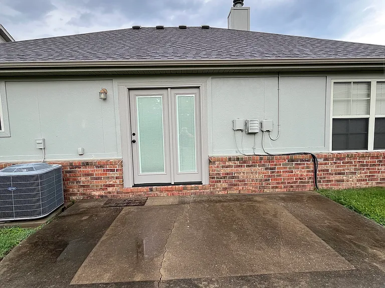 3553 E Crow Ln — Photo 2