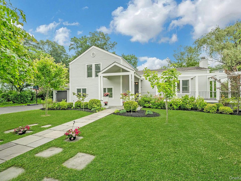 1st image of 31 Pierce Drive