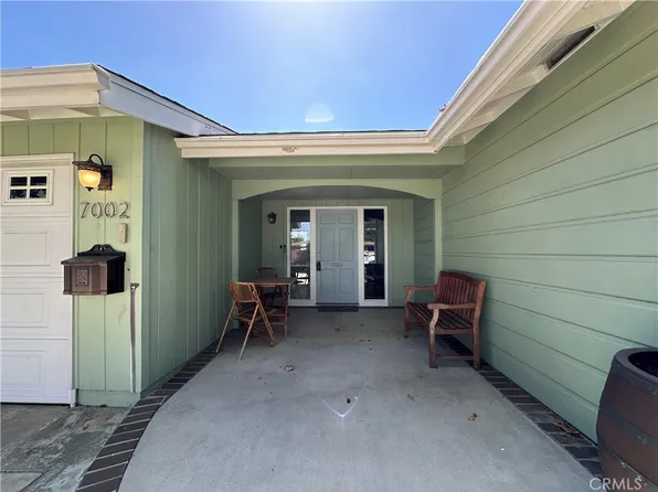 7002 E Los Santos Dr, Long Beach, CA 90815